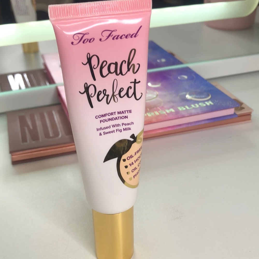 Too Faced Peach Perfect foundation